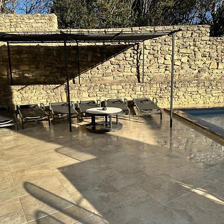 Appartement avec Piscine privée dans Résidence pour 6 personnes Uzès Exterior foto