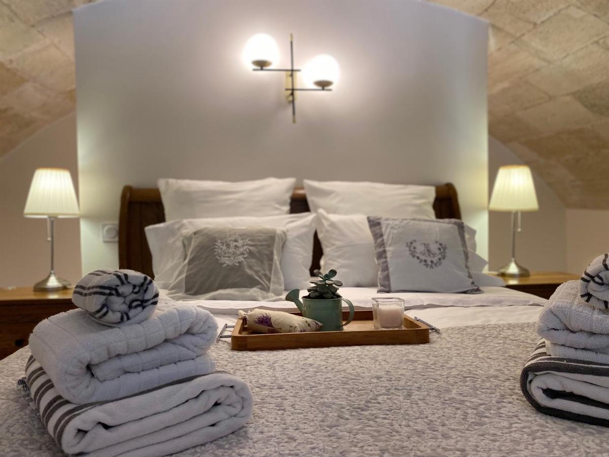 Appartement avec Piscine privée dans Résidence pour 6 personnes Uzès Exterior foto