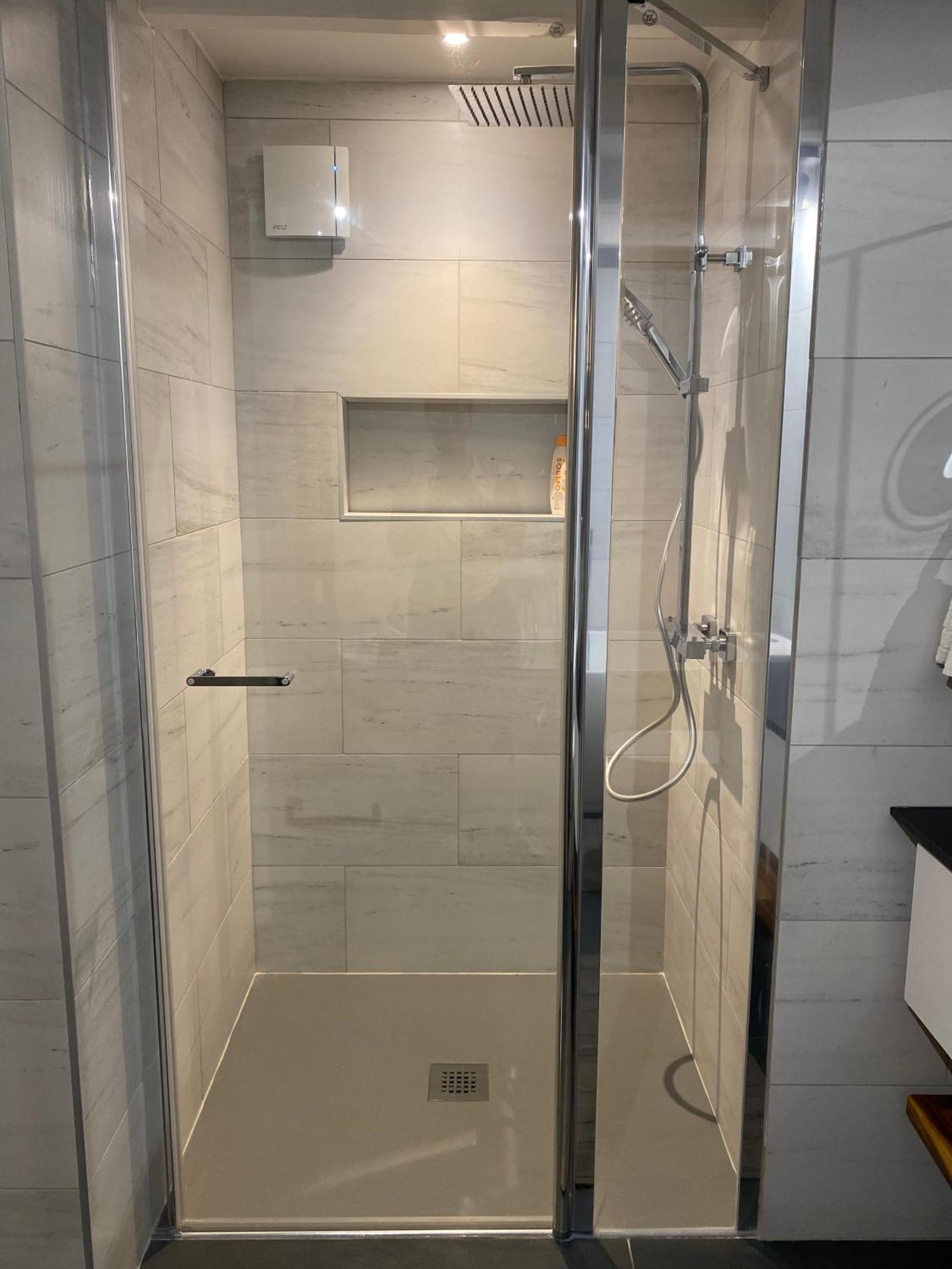 Appartement avec Piscine privée dans Résidence pour 6 personnes Uzès Exterior foto