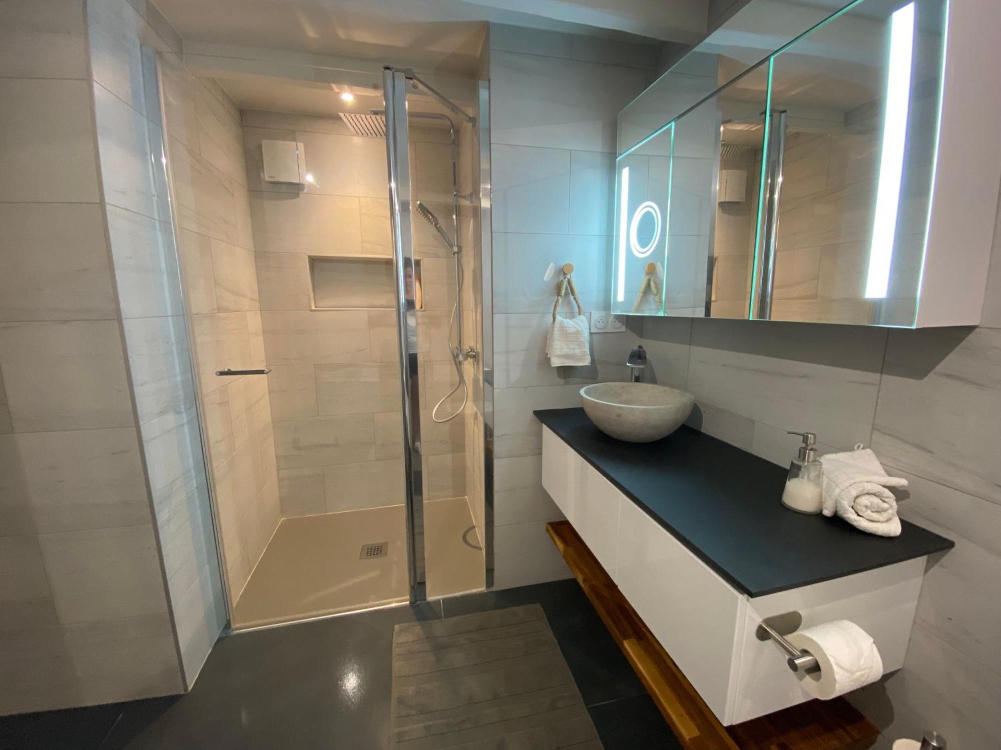 Appartement avec Piscine privée dans Résidence pour 6 personnes Uzès Exterior foto
