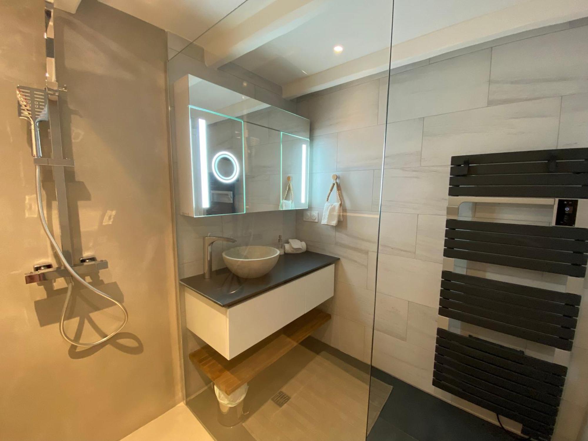 Appartement avec Piscine privée dans Résidence pour 6 personnes Uzès Exterior foto