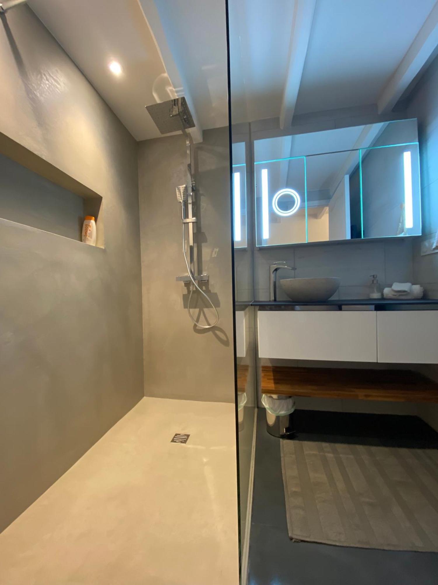 Appartement avec Piscine privée dans Résidence pour 6 personnes Uzès Exterior foto