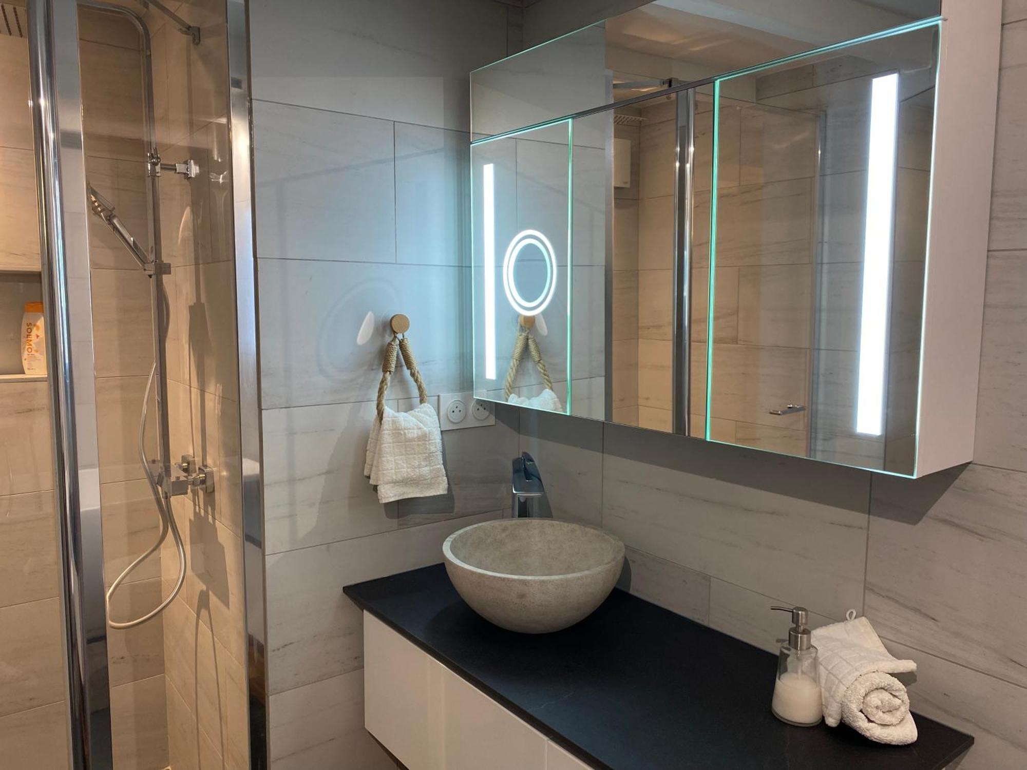 Appartement avec Piscine privée dans Résidence pour 6 personnes Uzès Exterior foto