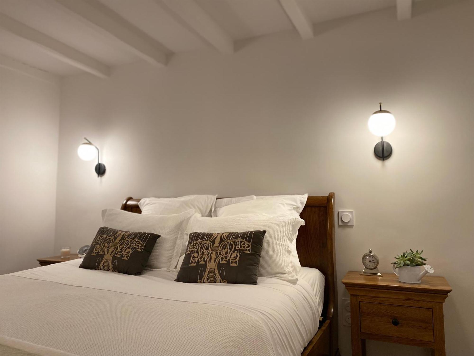 Appartement avec Piscine privée dans Résidence pour 6 personnes Uzès Exterior foto