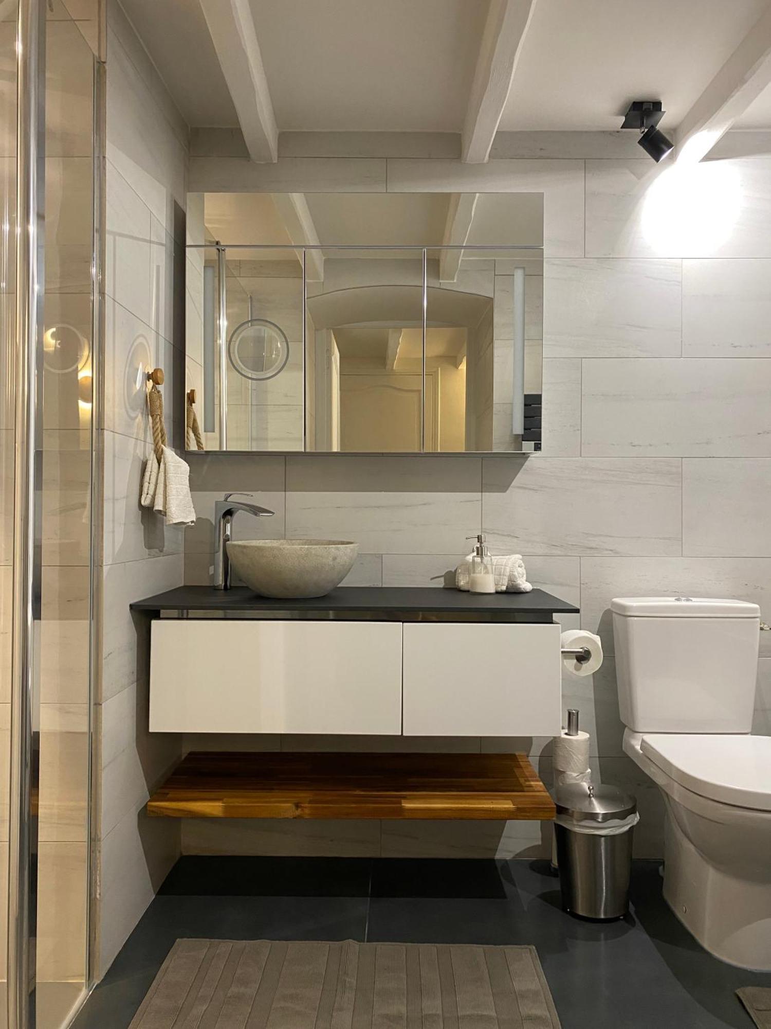 Appartement avec Piscine privée dans Résidence pour 6 personnes Uzès Exterior foto
