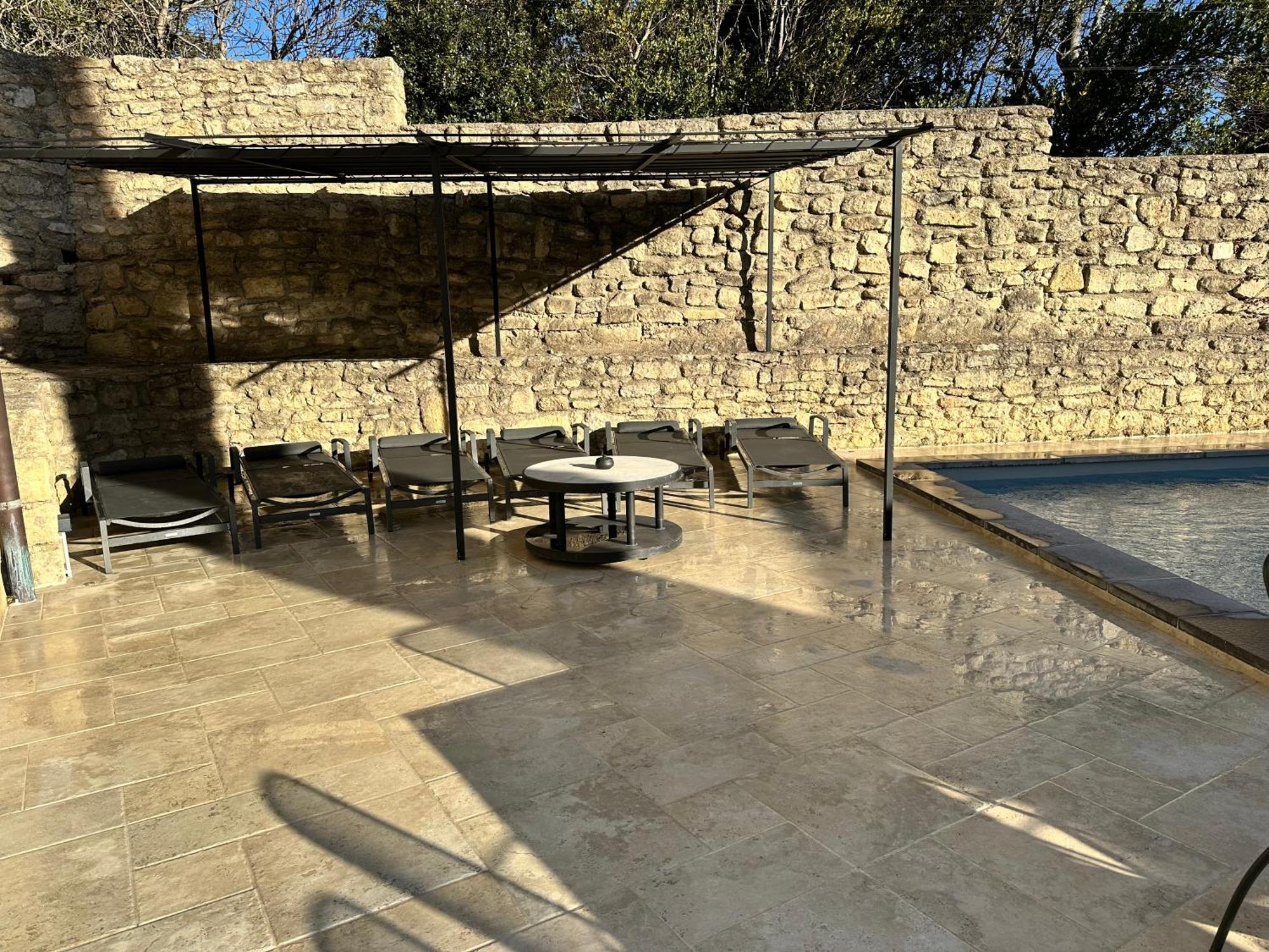 Appartement avec Piscine privée dans Résidence pour 6 personnes Uzès Exterior foto