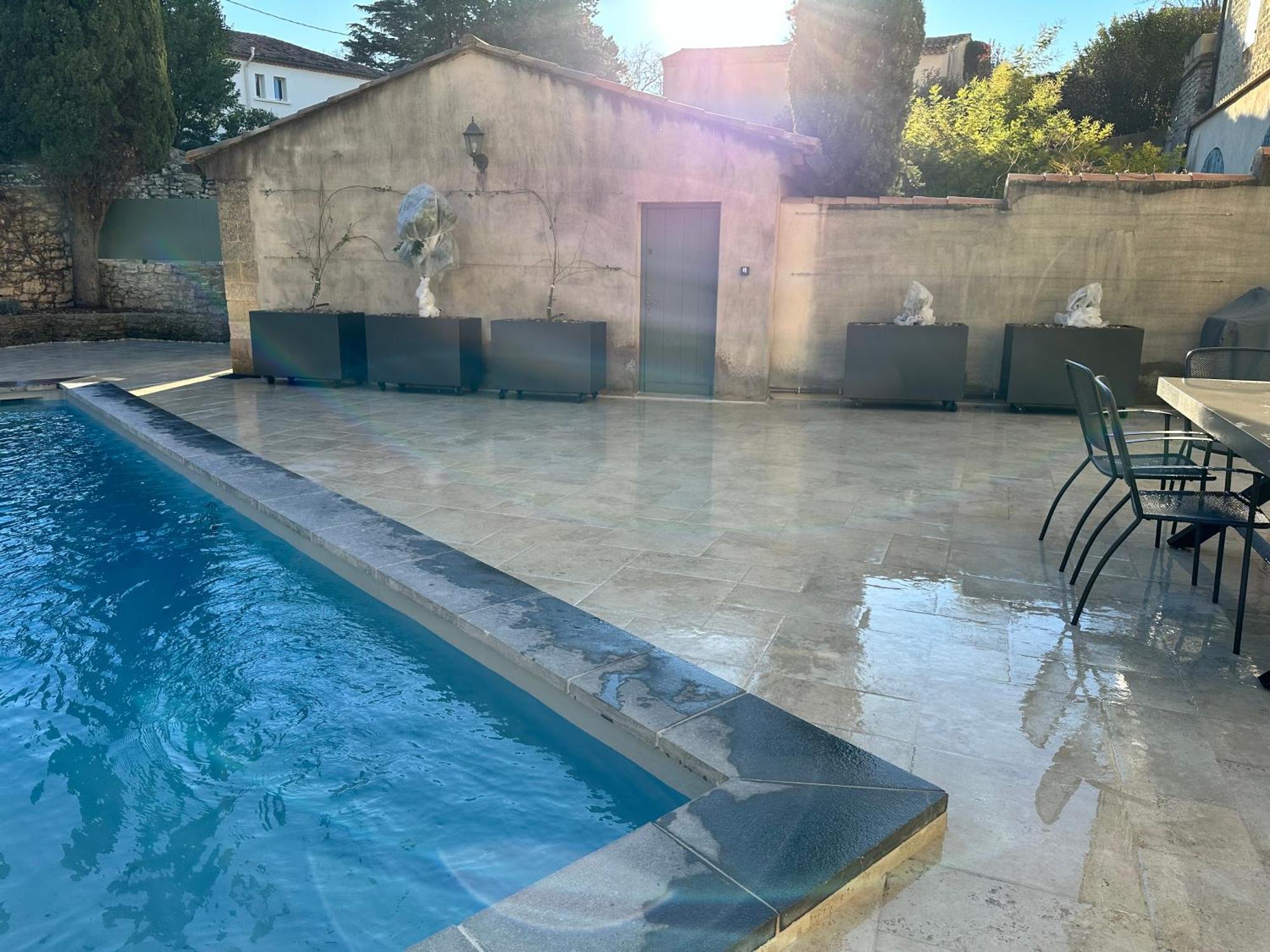 Appartement avec Piscine privée dans Résidence pour 6 personnes Uzès Exterior foto