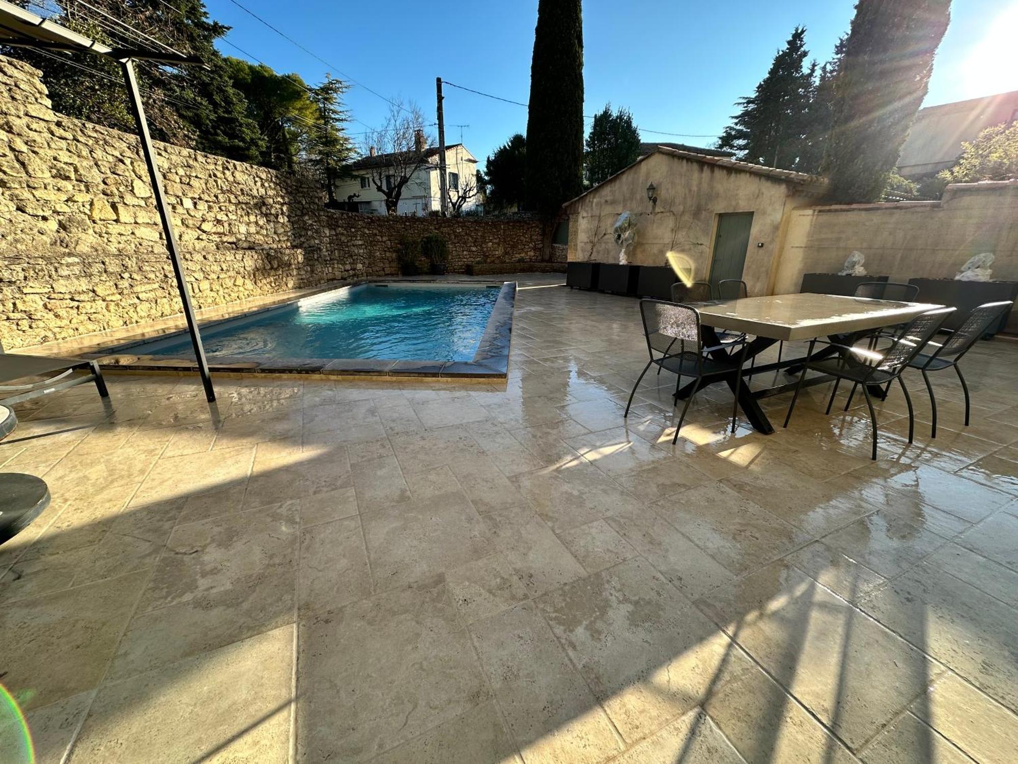 Appartement avec Piscine privée dans Résidence pour 6 personnes Uzès Exterior foto